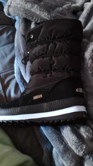 Botas de nieve negras