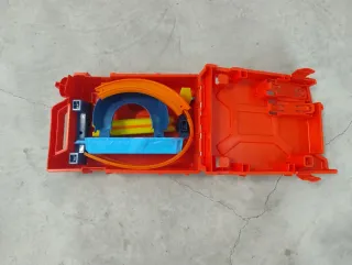 Hot Wheels Track Builder Lata Gasolina