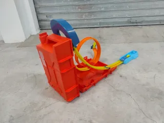 Hot Wheels Track Builder Lata Gasolina