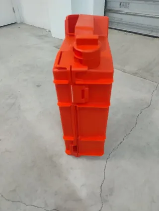 Hot Wheels Track Builder Lata Gasolina