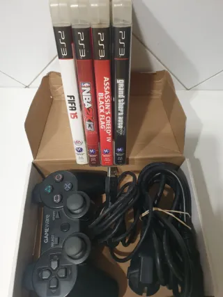 PlayStation 3 con 4 juegos