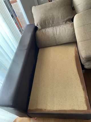 Sofá Chaiselongue Marrón Patas