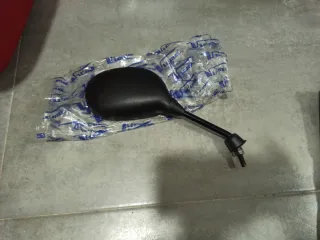 Retrovisor moto, derecho.