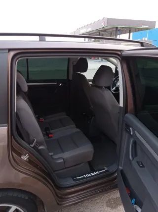 Volkswagen Touran 2012