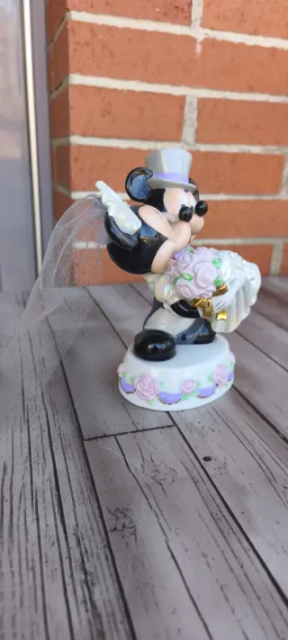 Figura  Boda Mickey y Minnie Disney
