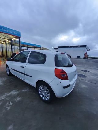 Renault Clio 2006