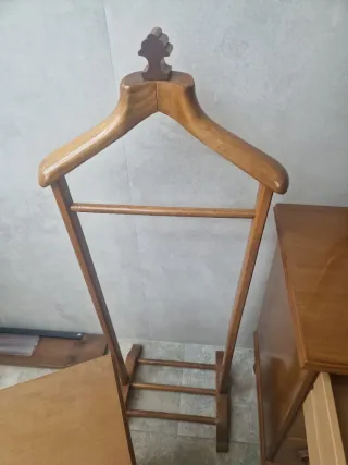 Conjunto Cómoda, Mesita Noche, Galán y Espejo