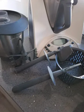 Thermomix TM31 con accesorios