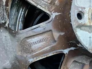 VW Passat - Llanta de 16 Borbet