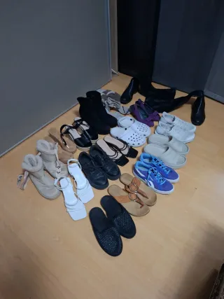 Lote de zapatos variados