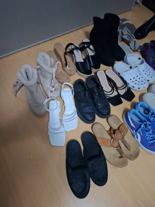 Lote de zapatos variados