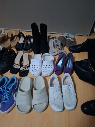 Lote de zapatos variados