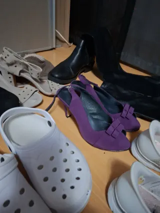 Lote de zapatos variados