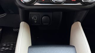 Nissan Micra IGT Gasolina 5 Puertas