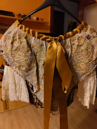 Traje de Fallera Marrón y Dorado Falda largo 0.86