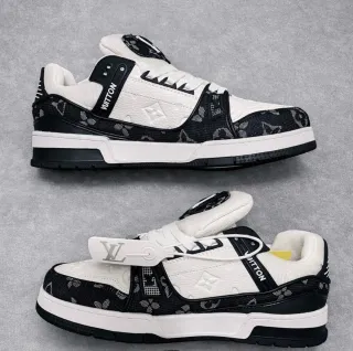 Louis Vuitton Zapatillas Blancas y Negras
