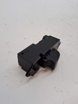 MANDO ELEVALUNAS TRASERO DERECHO CITROEN C-CROSSER