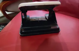 Perforadora vintage