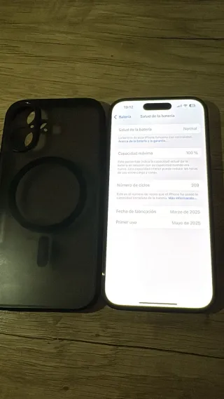 Funda iPhone 16 Negra + Protector Pantalla