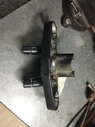 Tija Superior Yamaha FZS 600 Fazer