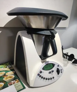 MUY BUEN ESTADO! Thermomix Tm31. Cuchillas nuevas.
