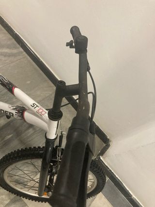 Bicicleta ROCKRIDER ST 100