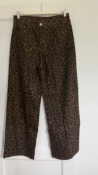 Pantalones de leopardo