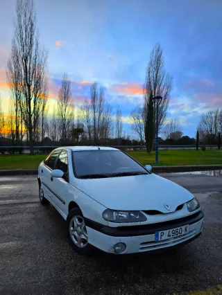 Renault Laguna 2.2 itv recién pasada