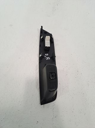 MANDO ELEVALUNAS DELANTERO DERECHO OPEL MOKKA