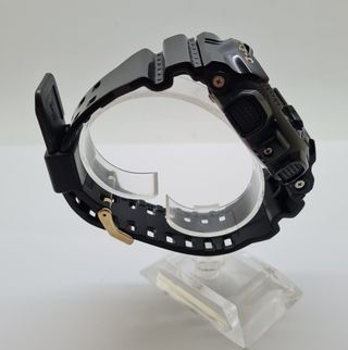 Reloj Casio G-Shock GA-140GB Negro Dorado