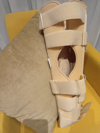 Rodillera ortopédica Ajustable