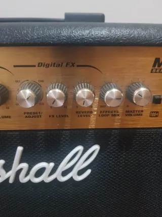 Marshall MG100DFX Amplificador Guitarra