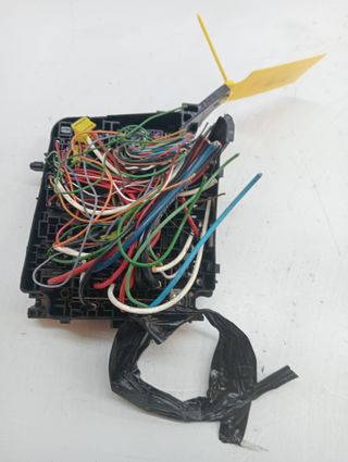 CAJA RELES / FUSIBLES HYUNDAI I30 (GD) (8)