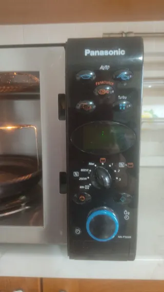 Forno microonde combinato Panasonic + grill