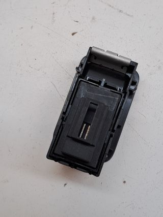 MANDO ELEVALUNAS TRASERO IZQUIERDO AIWAYS U5