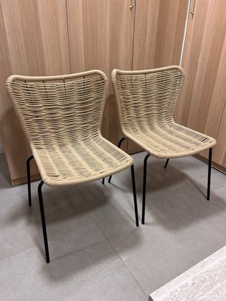 Sillas Sklum Beige y Negro