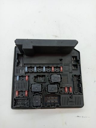 CAJA RELES / FUSIBLES NISSAN QASHQAI (J10) (4)