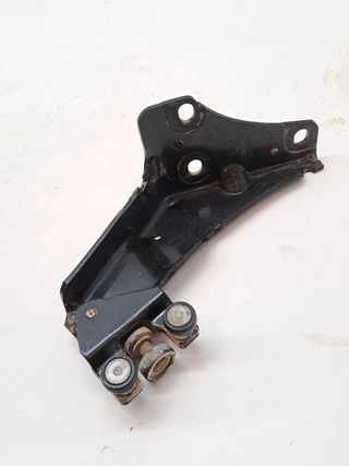 SOPORTE / GUIA PUERTA CORREDERA CITROEN BERLINGO (3)