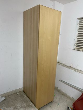 Armario Ikea Haya con Cestas Metálicas