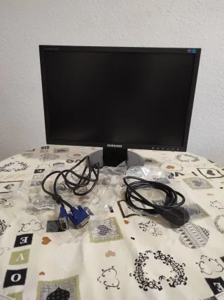 Pantalla Ordenador Samsung 923 NW