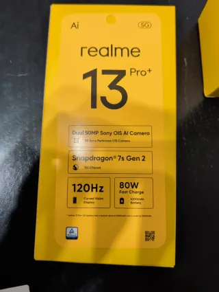 Realme 13 Pro+ Fundas y Cargador