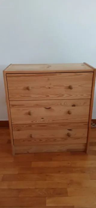 Móvel de arrumação com 3 gavetas