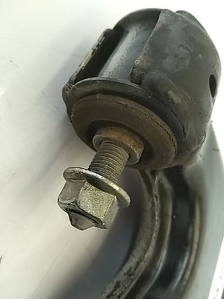 SOPORTE BRAZO SUSPENSION DELANTERO DERECHO OPEL ZAFIRA B