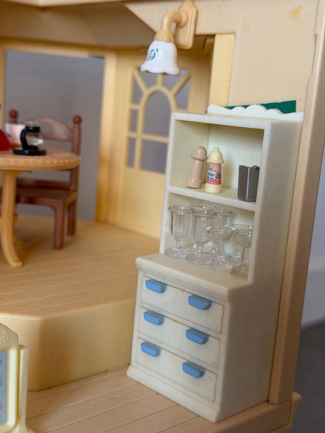 Sylvanian Families Applewood Department Store