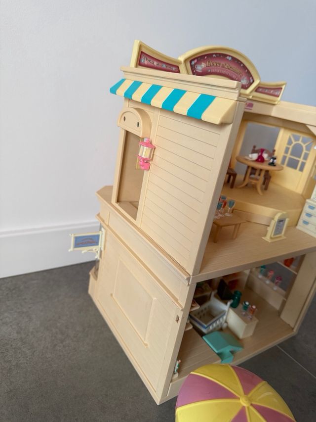 Sylvanian Families Applewood Department Store