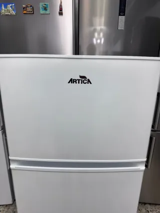 Nevera Artica 142cm con garantía + transporte