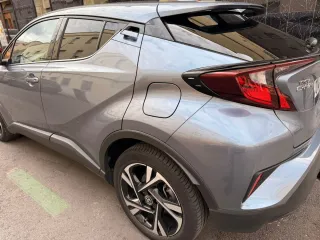 Toyota C-HR 2023