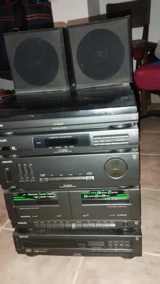 Equipo de música Philips FT 9400
