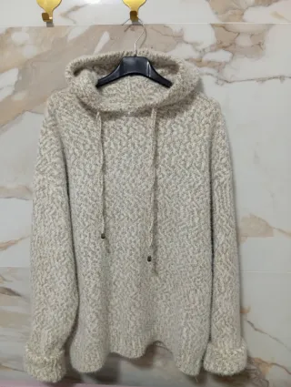 Jersey tipo sudadera beige y gris