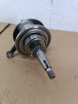 Cigüeñal PCX150 Honda dañado KZYA PCX 150 cigueñal